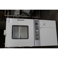 5901  Yamato DP63 Vacuum Drying Oven