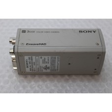 5977  Sony Exwavehad DXC-390 3CCD Color Video Camera